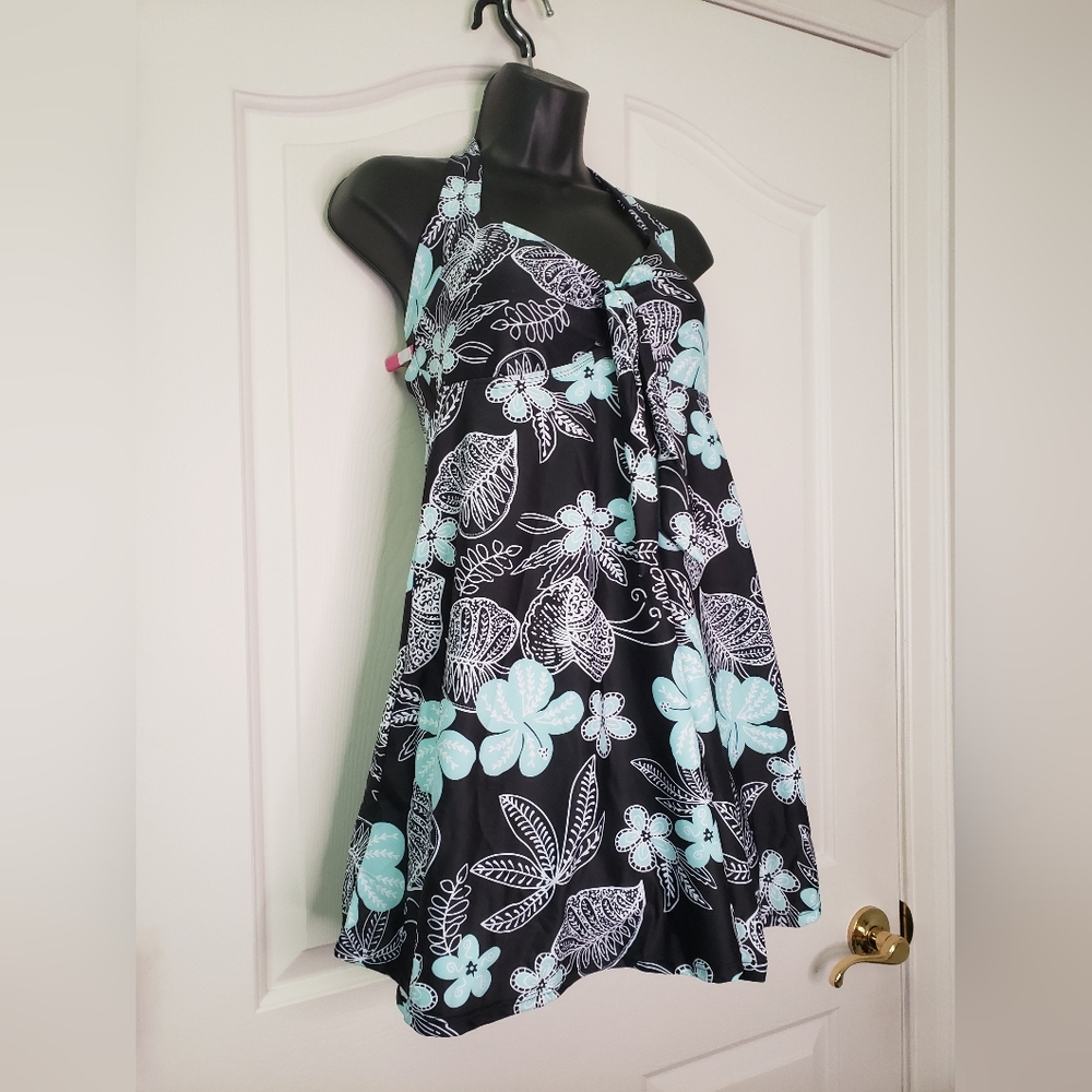 ❌SOLD❌NWT Swimsuit Swim Dress - Picture 3 of 9
